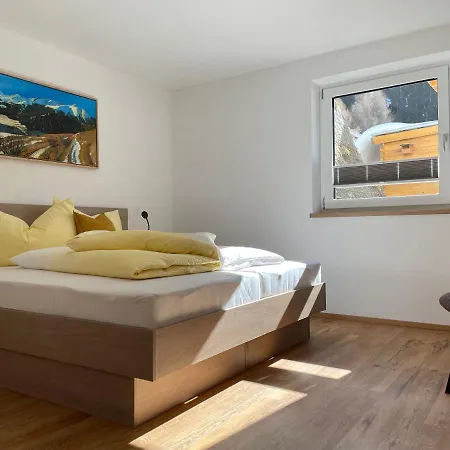 Berghoamat Apartment