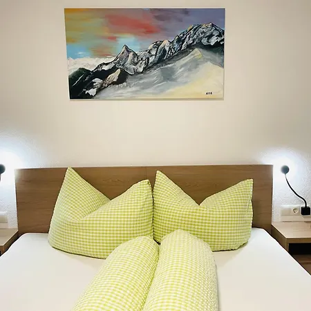 Apartment Berghoamat *