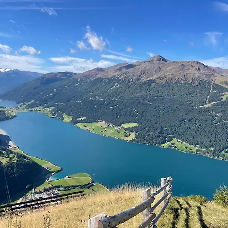 Berghoamat Apartment