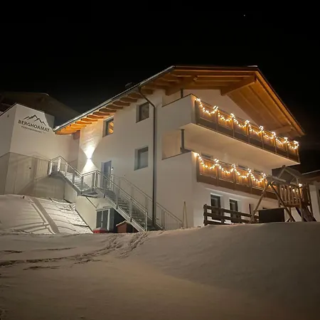 Apartment Berghoamat *